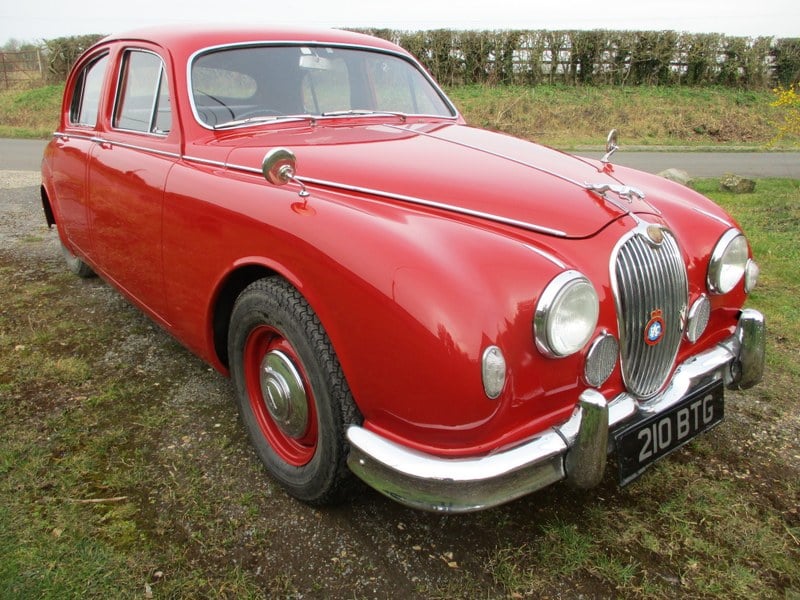 Rapid Classics: Eine Suche. Alle Oldtimer. 24 » Rapid Classics: Eine Suche. Alle Oldtimer. 1959 Jaguar Mk1 3.4 MOD Carmen Red