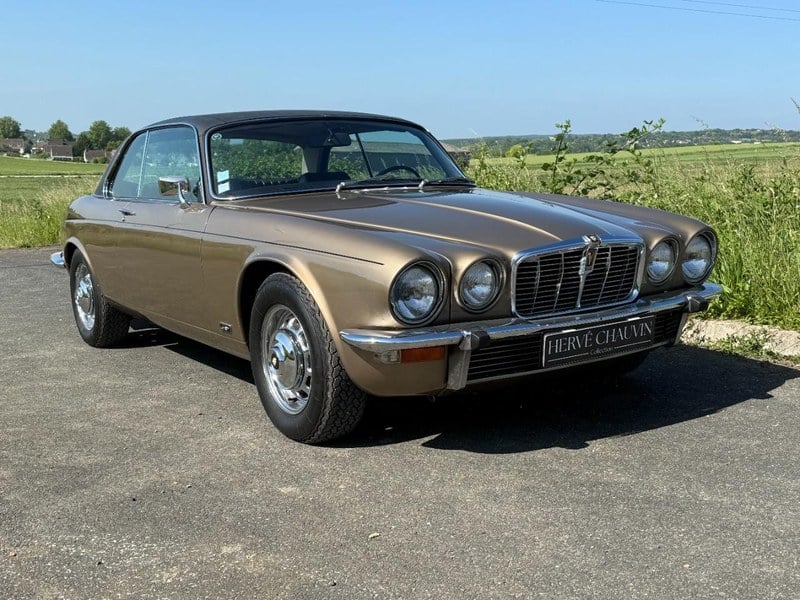 Jaguar Xj12 For Sale Car And Classic jaguar-xj12-for-sale-car-and-classic