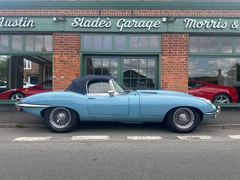 Rapid Classics: Eine Suche. Alle Oldtimer. 23 » Rapid Classics: Eine Suche. Alle Oldtimer. 1970 Jaguar E-Type 4.2 Roadster Manual Series 2