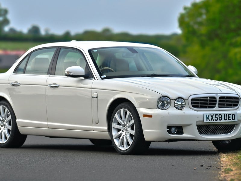 2008 Jaguar XJ8 Executive Automatic