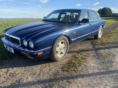 1996 Jaguar Xj6 5speed man, solid body work, years Mot, Garaged! For Sale