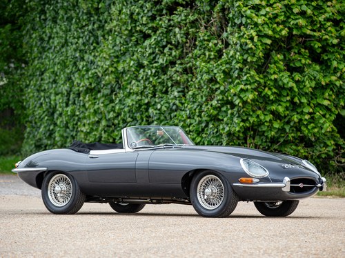 Lot 144 1961 Jaguar Series 1 3.8-Litre 'Flat Floor' Roadster For Sale by Auction
