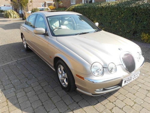 2000 Jaguar S-Type X200