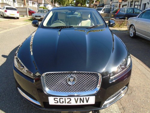 2012 JAGUAR XF 2.2 d Portfolio Kaufen Bei