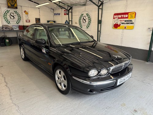2001 jaguar X type 3 litre S.E automatic A vendre