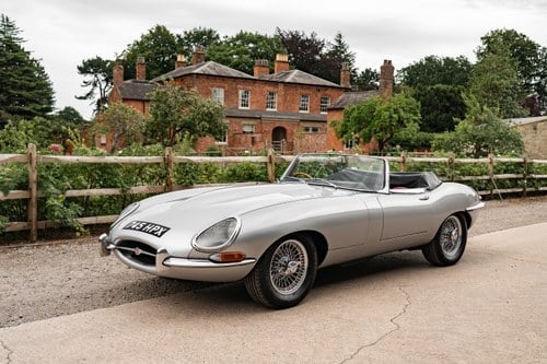 1962 Jaguar E-Type 3.8 Roadster For Sale by Auction