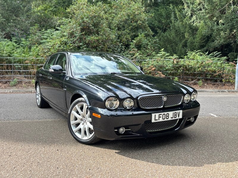 Jaguar Sovereign 4.2 SWB 2008 33k 1 owner