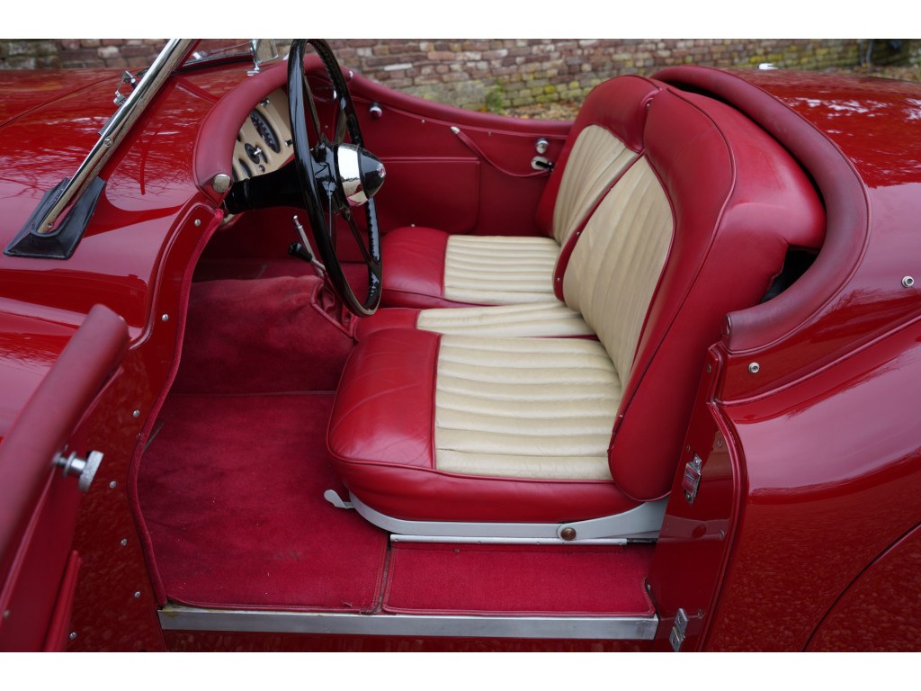 Jaguar XK120 OTS Alloy Roadster One of 184, foto 3