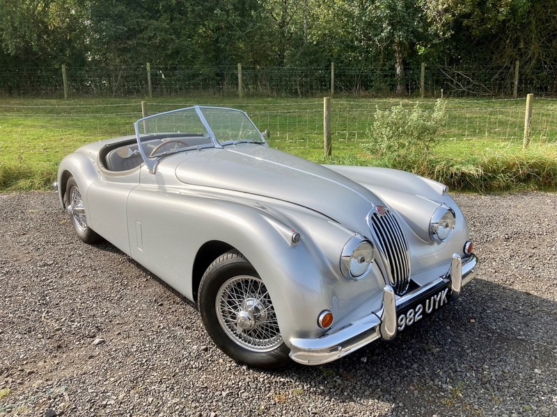 Jaguar XK140 Roadster