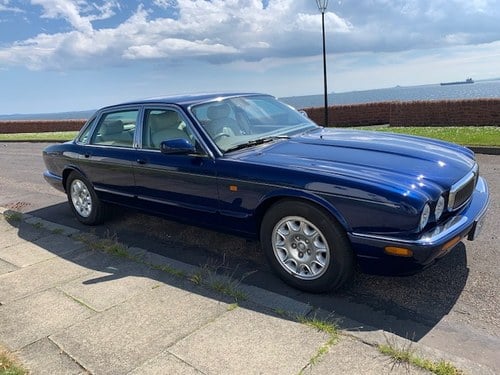 2000 Jaguar XJ X308 XJ8