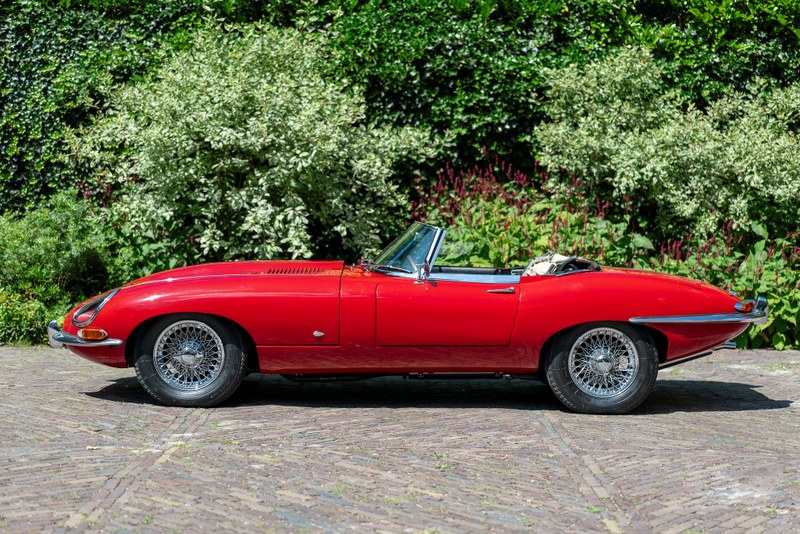 1961 Jaguar E-Type - 2 1961 Jaguar E-Type - 2