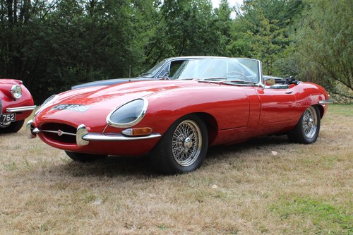 1964 Jaguar E Type 4.2 Roadster (Restored with a few twists) Kaufen Bei