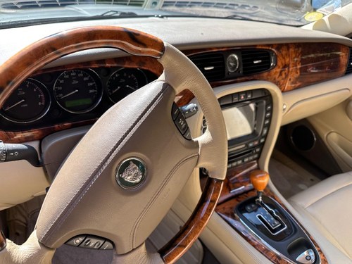 2006 JAGUAR XJ8 X350 For Sale