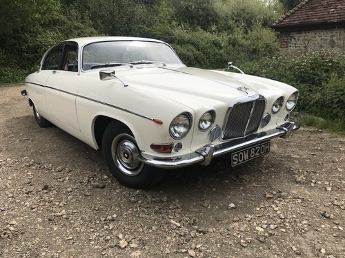 1969 Jaguar 420