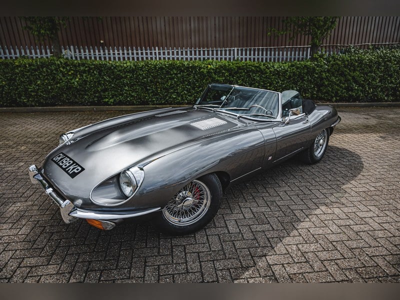 1969 Jaguar E-Type Series 2 (1968 - 1971) OTS Roadster