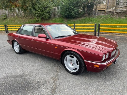 1995 Jaguar XJR (X300) Supercharged Rare Manual VENDIDO