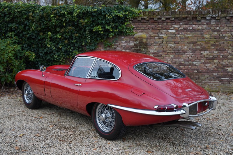 1963 Jaguar E-Type - 2 1963 Jaguar E-Type - 2