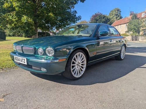 2004 Jaguar XJ X350 XJR