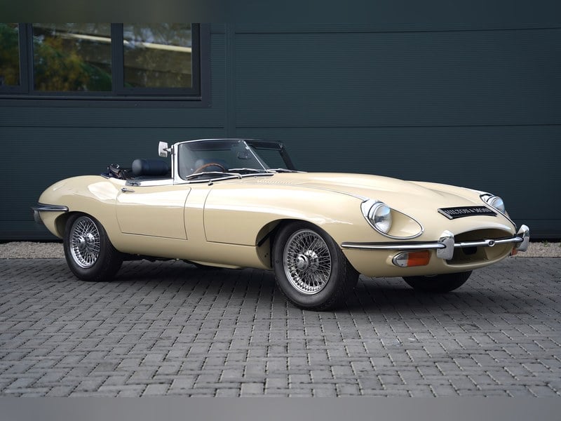 1969 Jaguar E-Type Series 2 4.2 Roadster