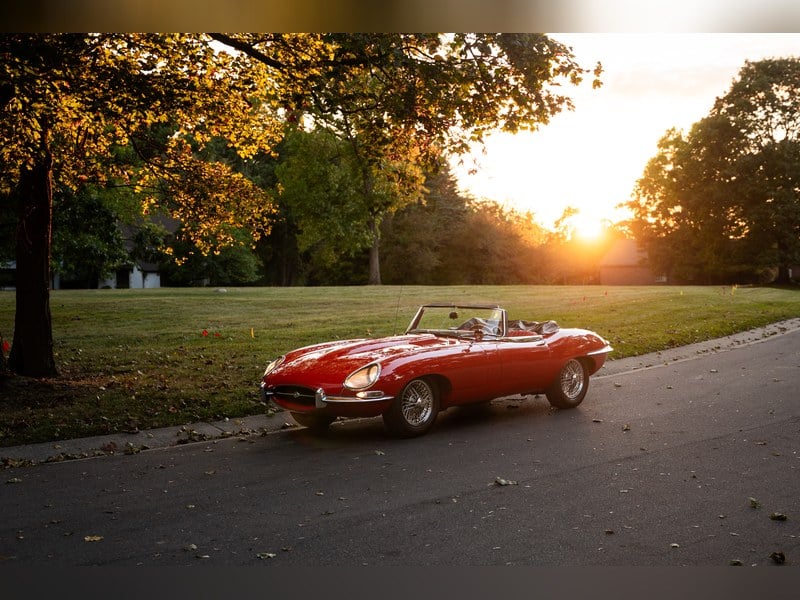 1966 Jaguar E-Type Series 1 (1961 - 1968)