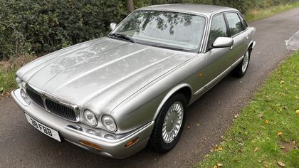 Jaguar XJ XJ8