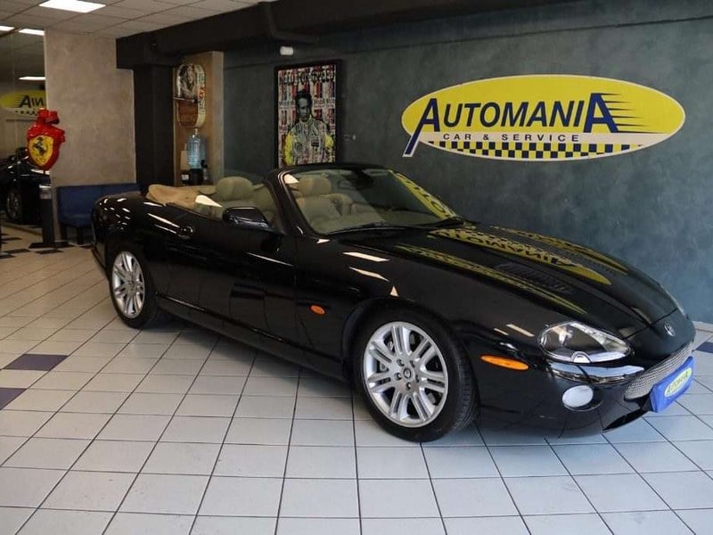 2004 Jaguar XKR 4.2