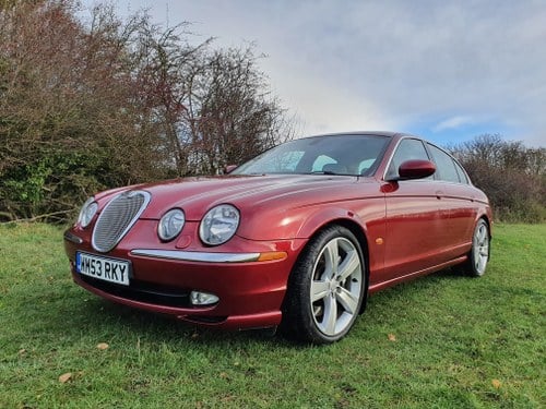 2004 Jaguar S-Type 4.2 V8 - Must be seen!