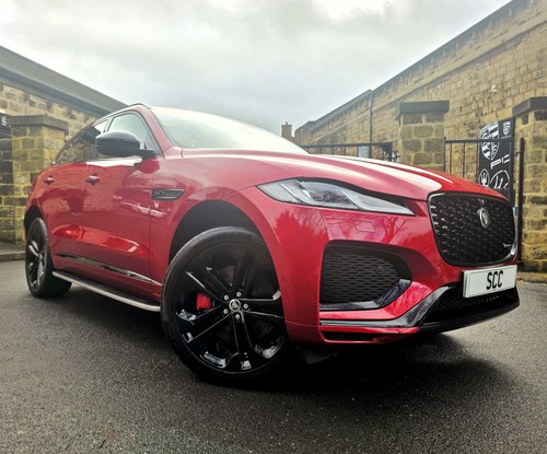 2024 Jaguar F-Pace 3.0 D300 MHEV R-Dynamic HSE Black Te koop