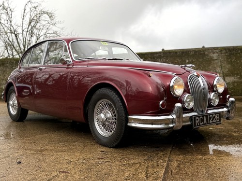 a superb 1964 Jaguar Mark 2 3.4 man/OD with power steering VERKAUFT