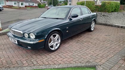 Jaguar XJ X350