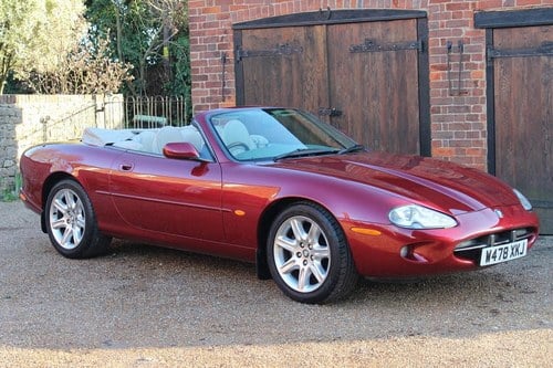 2000 Jaguar XK8 Convertible VENDU