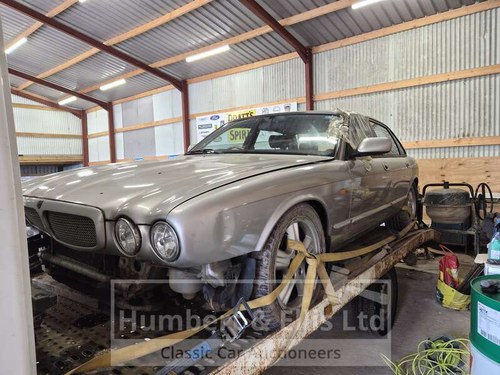 1998 JAGUAR XJR V8 AUTO À venda em leilão