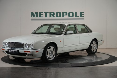 1995 Jaguar XJ X300 (1994 - 1997) XJR SOLD