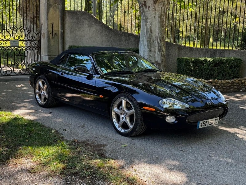 2000 Jaguar XK - 1 2000 Jaguar XK - 1