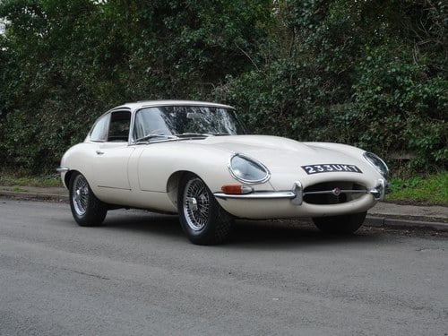 1964 Jaguar E-Type Series One 3.8 FHC - Matching Numbers UK car VENDUTO