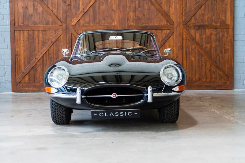 1965 Jaguar E-Type - 2 1965 Jaguar E-Type - 2