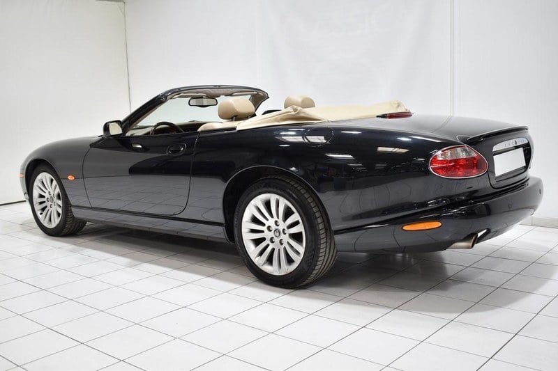 2004 Jaguar XK - 2 2004 Jaguar XK - 2