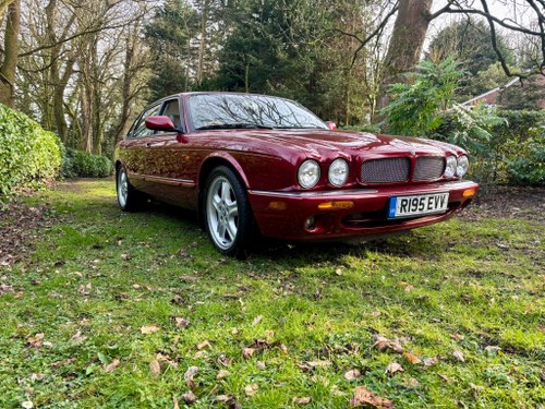 1998 Jaguar Xjr 1 owner low miles