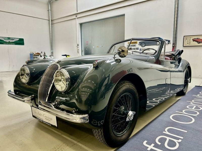 1953 Jaguar XK120 - 1 1953 Jaguar XK120 - 1