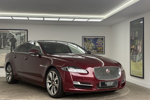 2018 Jaguar XJ 3.0d V6 Portfolio Saloon 4dr Diesel Auto Euro 6 SÅLD