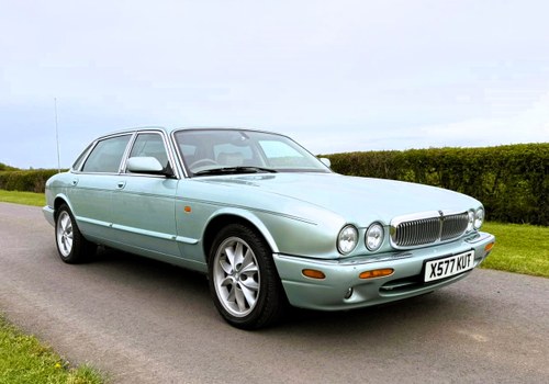 2000 Jaguar XJ8 Sovereign 4.0 V8 LWB (X308L) - long-wheel base VERKAUFT