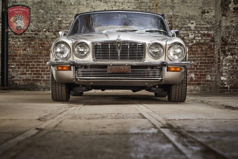 1974 Jaguar XJ - 1 1974 Jaguar XJ - 1