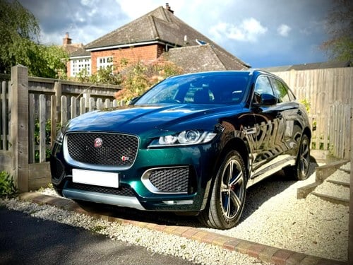 2017 Jaguar F-Pace