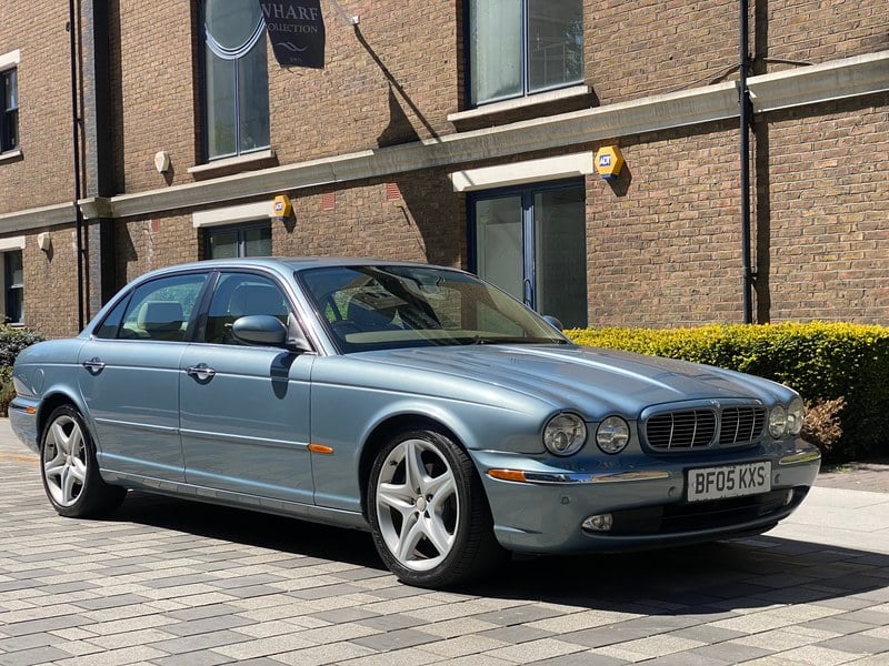 2005 Jaguar XJ - 1 2005 Jaguar XJ - 1