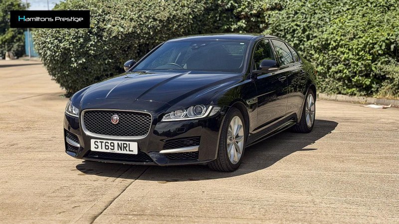 2019 Jaguar XF - 2 2019 Jaguar XF - 2