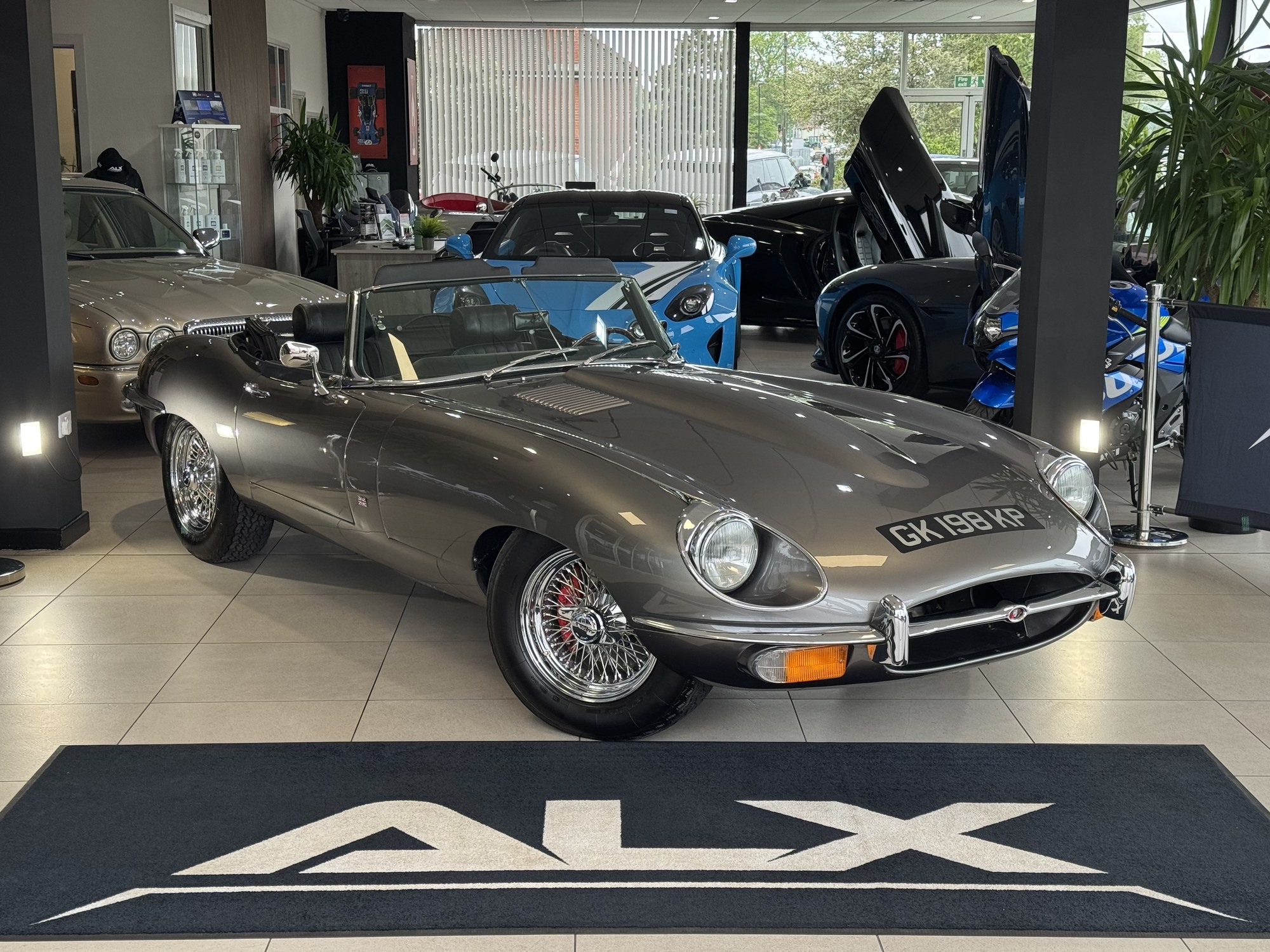 1969 Jaguar E-Type Series 2 (1968 - 1971) OTS Roadster, foto 2