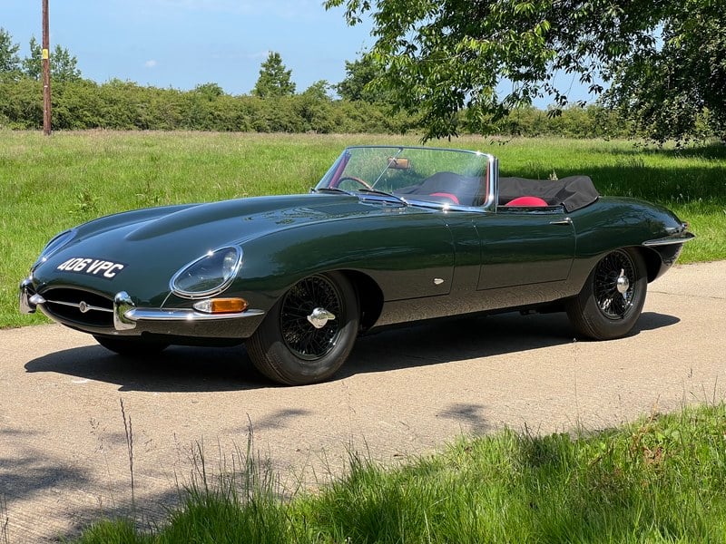 1961 Jaguar E-Type - 1 1961 Jaguar E-Type - 1