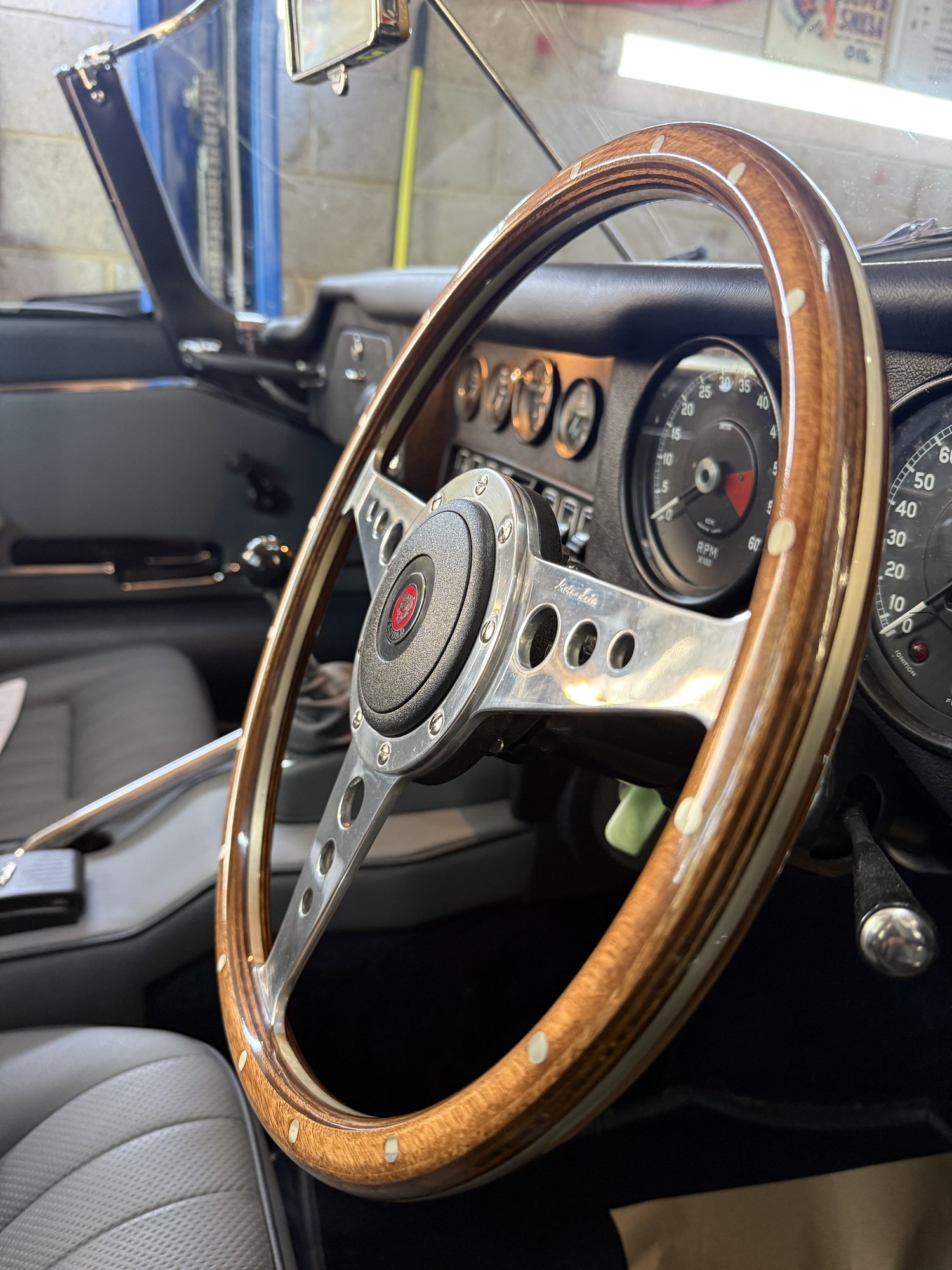 1969 Jaguar E-Type Series 2 roadster restomod efi etc. swap, foto 4