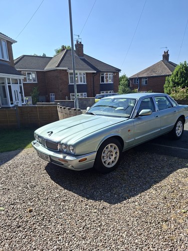 2002 Jaguar XJ X308 XJ8