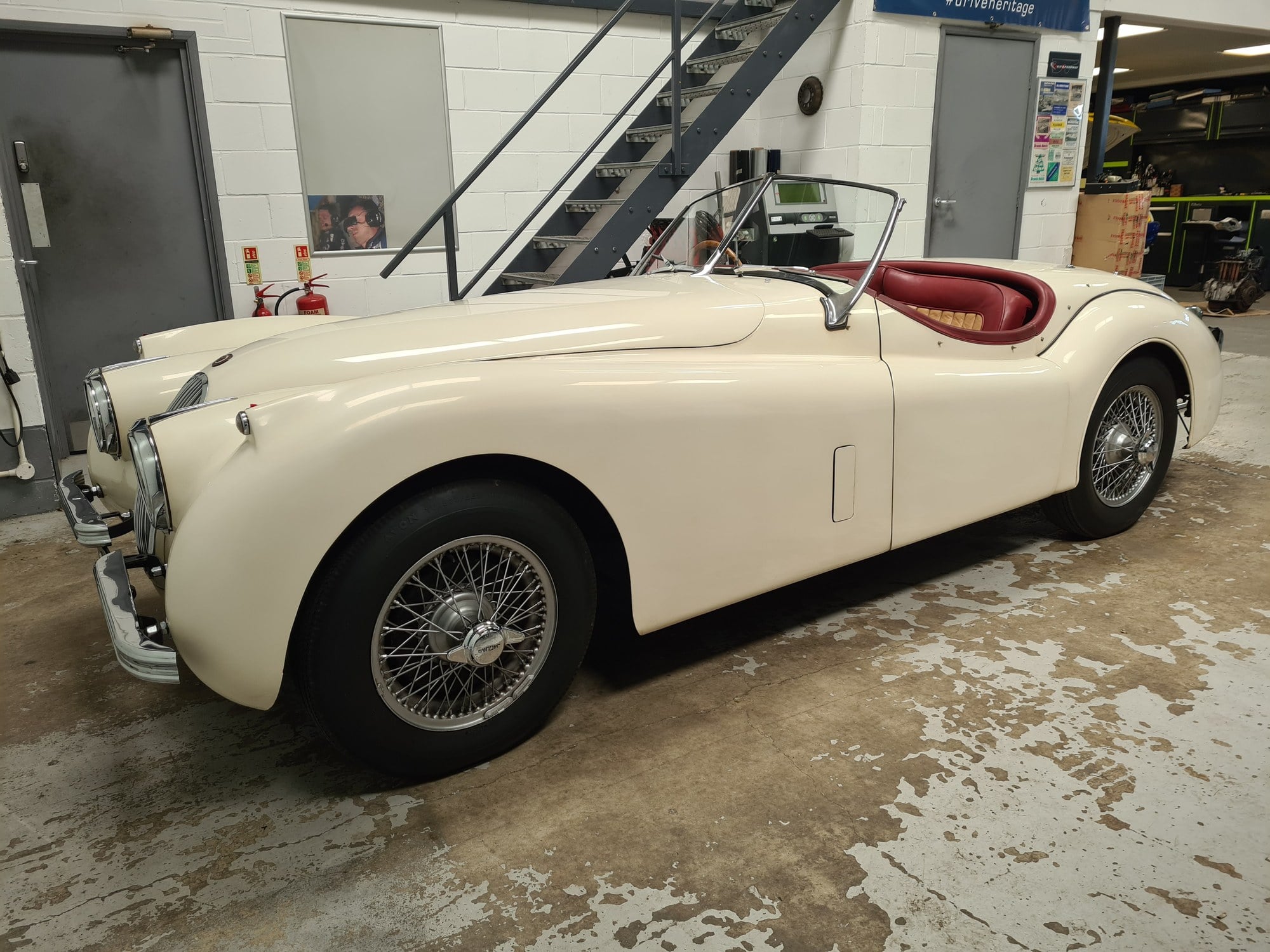 1953 Jaguar XK120 OTS, foto 3